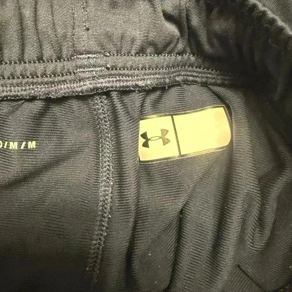 Under Armour Men’s Medium drawstring elas waist EUC  Front pockets. - Picture 8 of 9